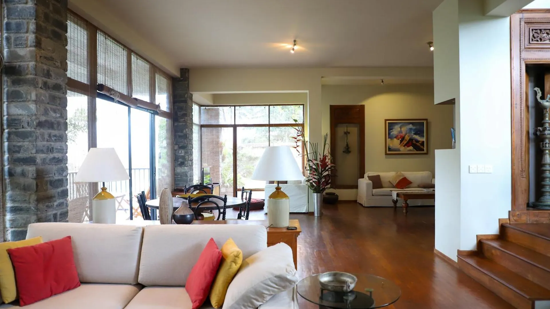 홈스테이 Serene Reach Villa 캔디